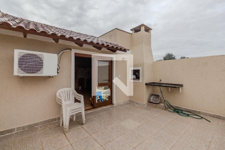 Casa à venda com 204m², 3 quartos e 2 vagas Casa à venda com 204m², 3 quartos e 2 vagasTerraço