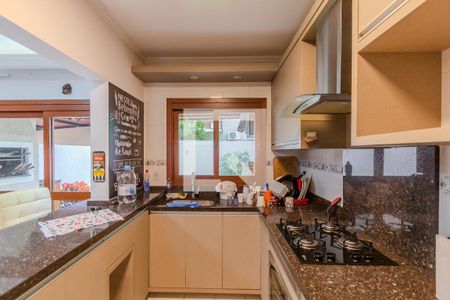 Casa à venda com 204m², 3 quartos e 2 vagas Casa à venda com 204m², 3 quartos e 2 vagasCozinha