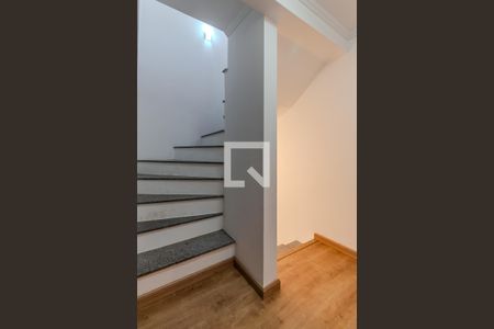 Casa à venda com 204m², 3 quartos e 2 vagas Casa à venda com 204m², 3 quartos e 2 vagasCorredor