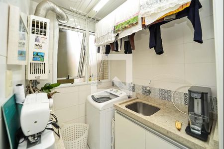 Apartamento à venda com 63m², 2 quartos e 1 vaga Apartamento à venda com 63m², 2 quartos e 1 vagaÁrea de Serviço