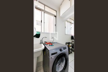 Apartamento à venda com 71m², 2 quartos e 1 vaga Apartamento à venda com 71m², 2 quartos e 1 vagaLavanderia