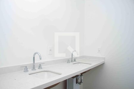 Apartamento à venda com 157m², 4 quartos e 3 vagas Apartamento à venda com 157m², 4 quartos e 3 vagasBanheiro