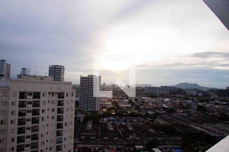 Apartamento à venda com 157m², 4 quartos e 3 vagas Apartamento à venda com 157m², 4 quartos e 3 vagasVista