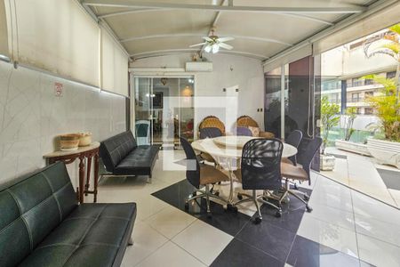 Apartamento para alugar com 230m², 3 quartos e 1 vagaSala