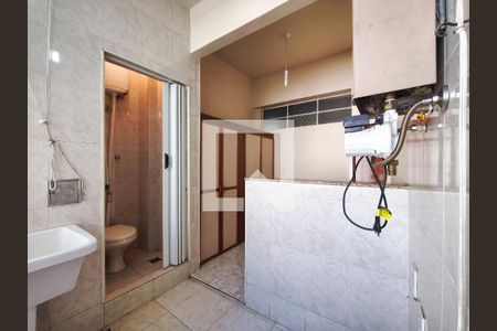 Apartamento à venda com 105m², 3 quartos e 1 vagaÁrea de Serviço