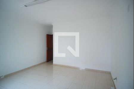 Casa à venda com 345m², 5 quartos e 5 vagasSuíte