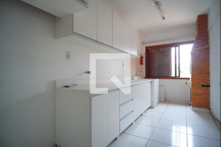 Casa à venda com 345m², 5 quartos e 5 vagasDespensa e Área de Serviço