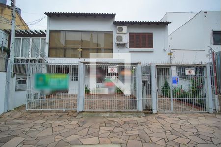 Casa à venda com 345m², 5 quartos e 5 vagasFachada