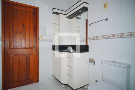 Casa à venda com 345m², 5 quartos e 5 vagasBanheiro da Suíte