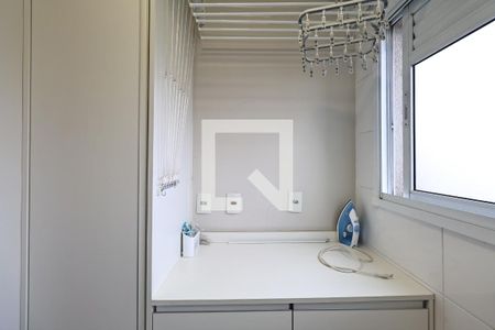 Apartamento à venda com 91m², 3 quartos e 2 vagasLavanderia