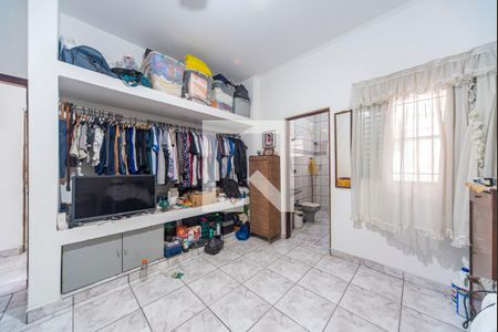 Casa à venda com 180m², 3 quartos e 4 vagas Casa à venda com 180m², 3 quartos e 4 vagasQuarto 3