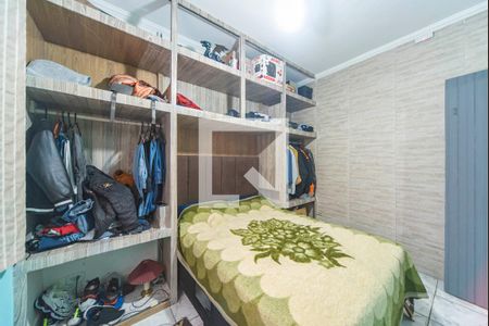 Casa à venda com 180m², 3 quartos e 4 vagas Casa à venda com 180m², 3 quartos e 4 vagasQuarto da casa2