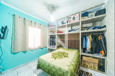 Casa à venda com 180m², 3 quartos e 4 vagas Casa à venda com 180m², 3 quartos e 4 vagasQuarto da casa2