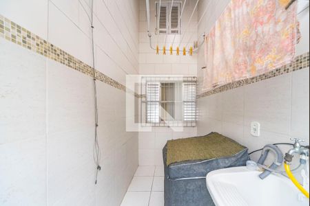 Casa à venda com 180m², 3 quartos e 4 vagas Casa à venda com 180m², 3 quartos e 4 vagasÁrea de Serviço