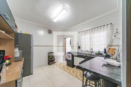 Casa à venda com 180m², 3 quartos e 4 vagas Casa à venda com 180m², 3 quartos e 4 vagasCozinha da casa 2