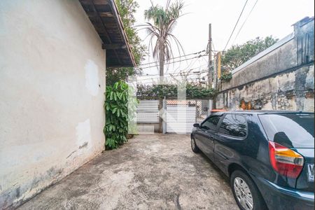 Casa à venda com 180m², 3 quartos e 4 vagas Casa à venda com 180m², 3 quartos e 4 vagasGaragem