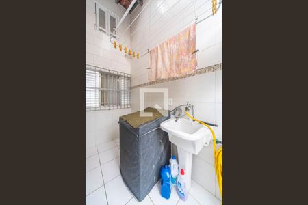 Casa à venda com 180m², 3 quartos e 4 vagas Casa à venda com 180m², 3 quartos e 4 vagasÁrea de Serviço