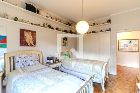 Apartamento à venda com 323m², 3 quartos e 2 vagas Apartamento à venda com 323m², 3 quartos e 2 vagasQuarto 1