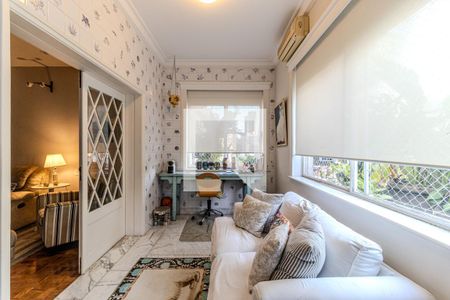 Apartamento à venda com 323m², 3 quartos e 2 vagas Apartamento à venda com 323m², 3 quartos e 2 vagasVaranda de Inverno