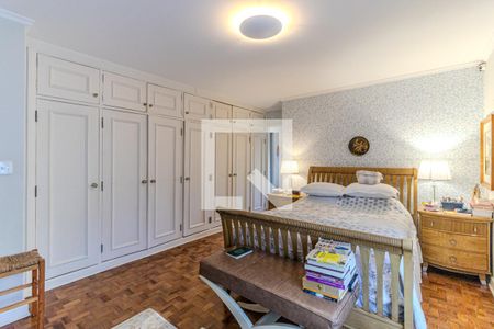 Apartamento à venda com 323m², 3 quartos e 2 vagas Apartamento à venda com 323m², 3 quartos e 2 vagasSuíte