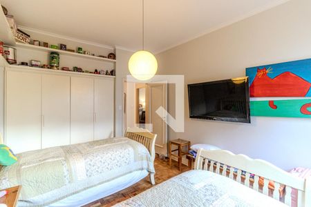 Apartamento à venda com 323m², 3 quartos e 2 vagas Apartamento à venda com 323m², 3 quartos e 2 vagasQuarto 1