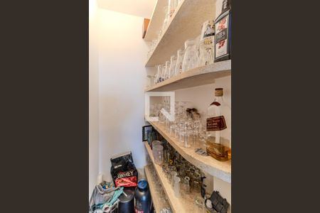 Apartamento à venda com 323m², 3 quartos e 2 vagas Apartamento à venda com 323m², 3 quartos e 2 vagasDespensa