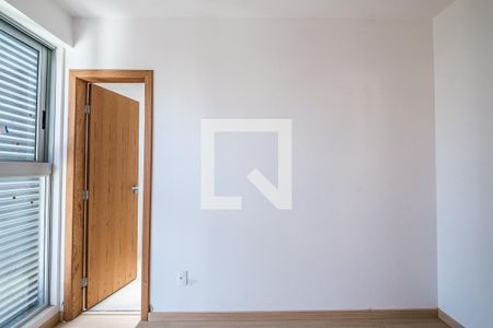 Apartamento à venda com 62m², 2 quartos e 2 vagasSuíte 2