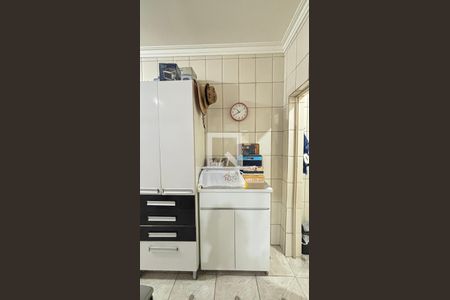 Casa à venda com 189m², 1 quarto e 2 vagas Casa à venda com 189m², 1 quarto e 2 vagasCozinha