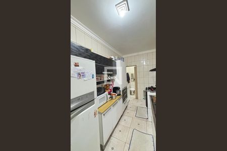Casa à venda com 189m², 1 quarto e 2 vagas Casa à venda com 189m², 1 quarto e 2 vagasCozinha