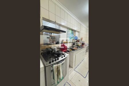 Casa à venda com 189m², 1 quarto e 2 vagas Casa à venda com 189m², 1 quarto e 2 vagasCozinha