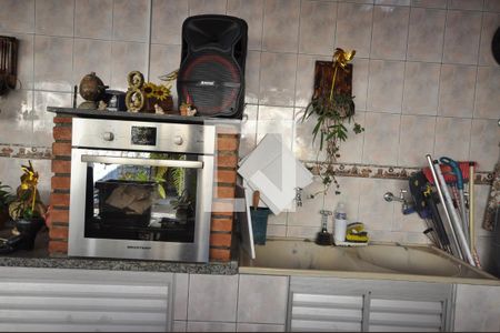 Casa à venda com 325m², 3 quartos e 4 vagasForno Elétrico