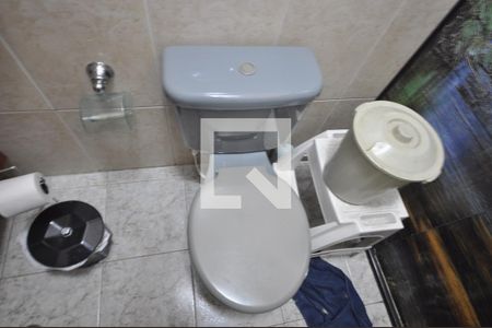 Casa à venda com 325m², 3 quartos e 4 vagasBanheiro Social