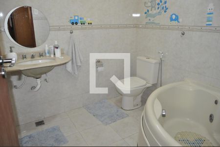 Apartamento à venda com 250m², 3 quartos e 2 vagasBanheiro Suíte