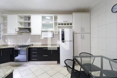 Casa à venda com 236m², 3 quartos e 3 vagasCozinha