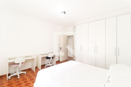 Casa à venda com 236m², 3 quartos e 3 vagasQuarto 2