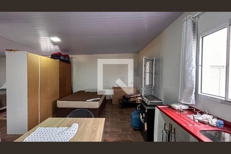 Casa à venda com 240m², 4 quartos e 1 vaga Casa à venda com 240m², 4 quartos e 1 vagaQuarto de Serviço