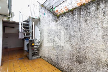 Casa à venda com 240m², 4 quartos e 1 vaga Casa à venda com 240m², 4 quartos e 1 vagaVaranda da Suíte 3