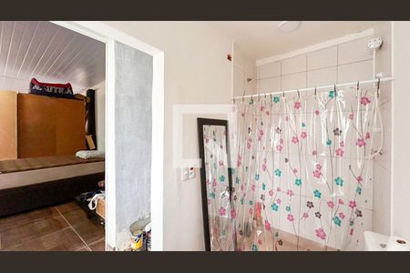 Casa à venda com 240m², 4 quartos e 1 vaga Casa à venda com 240m², 4 quartos e 1 vagaBanheiro de Serviço