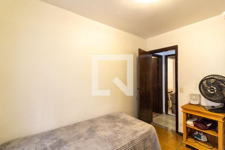 Casa à venda com 240m², 4 quartos e 1 vaga Casa à venda com 240m², 4 quartos e 1 vagaSuíte 2