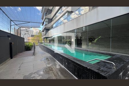 Studio à venda com 19m², 1 quarto e sem vaga Studio à venda com 19m², 1 quarto e sem vagaPiscina