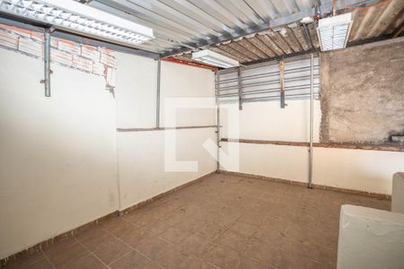 Casa para alugar com 250m², 3 quartos e 2 vagasÁrea de serviço