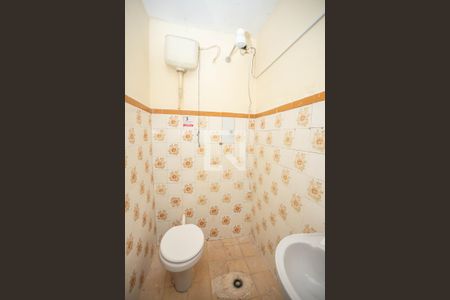 Casa para alugar com 250m², 3 quartos e 2 vagasBanheiro da suíte