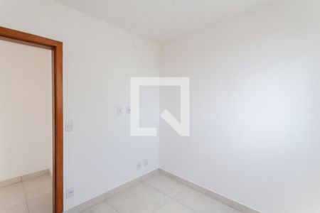Apartamento à venda com 140m², 3 quartos e 2 vagasQuarto 2