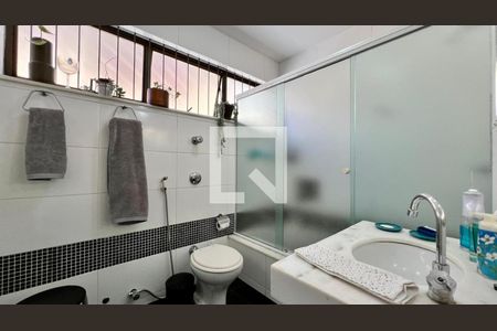 Apartamento à venda com 110m², 3 quartos e 2 vagas Apartamento à venda com 110m², 3 quartos e 2 vagasBanheiro Social