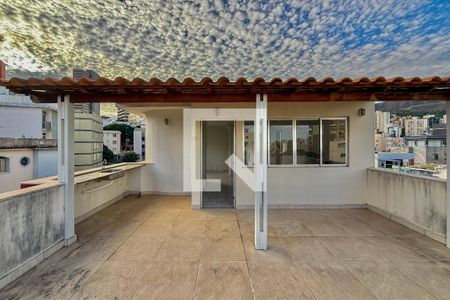 Apartamento à venda com 140m², 2 quartos e 2 vagasCobertura