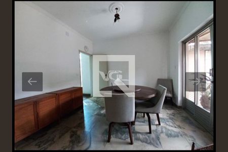 Casa à venda com 430m², 5 quartos e 4 vagas Casa à venda com 430m², 5 quartos e 4 vagasSala de jantar