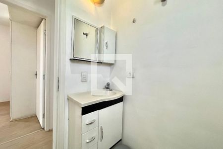 Apartamento à venda com 54m², 2 quartos e 1 vaga Apartamento à venda com 54m², 2 quartos e 1 vagaBanheiro