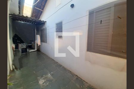 Casa à venda com 165m², 3 quartos e 4 vagas Casa à venda com 165m², 3 quartos e 4 vagasFoto 28