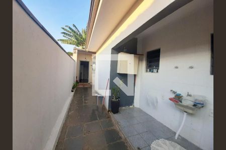 Casa à venda com 165m², 3 quartos e 4 vagas Casa à venda com 165m², 3 quartos e 4 vagasFoto 22
