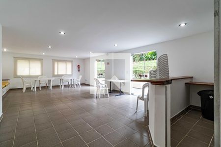 Apartamento à venda com 75m², 2 quartos e 1 vaga Apartamento à venda com 75m², 2 quartos e 1 vagaÁrea comum - Salão de festas